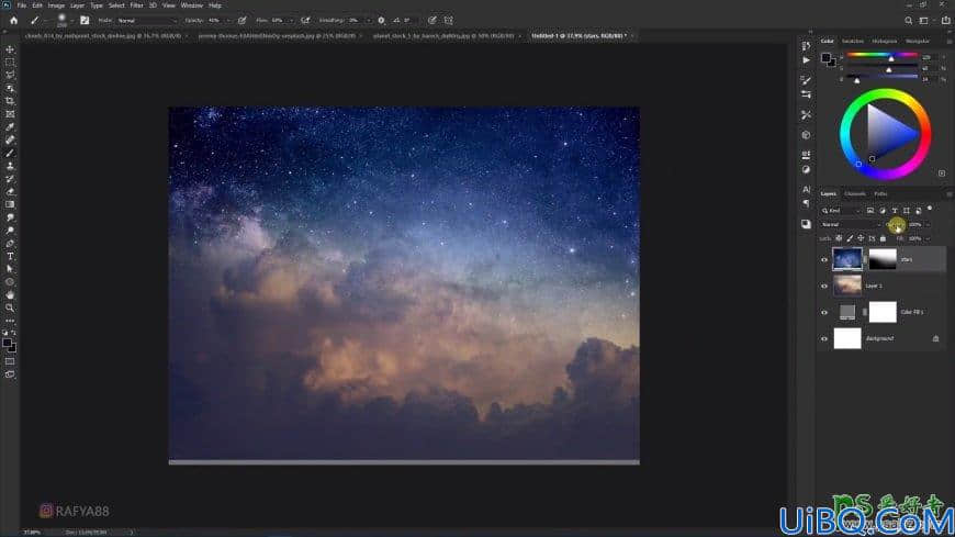 Photoshop合成乘坐折纸船在水面上漂流的小男孩儿场景。