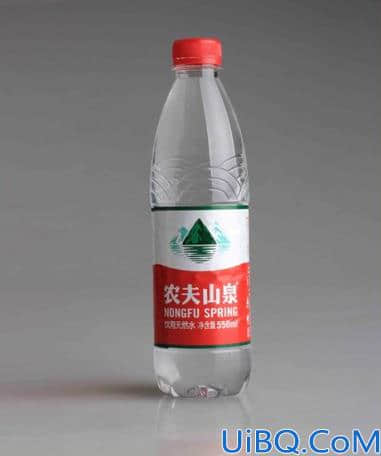 Photoshop快速抠出透明的矿泉水瓶
