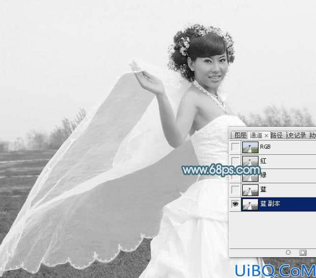 利用仿制图章及通道巧妙的抠出透明的婚纱