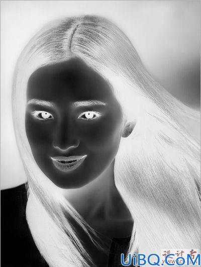 Photoshop快速把照片转为黑白素描画