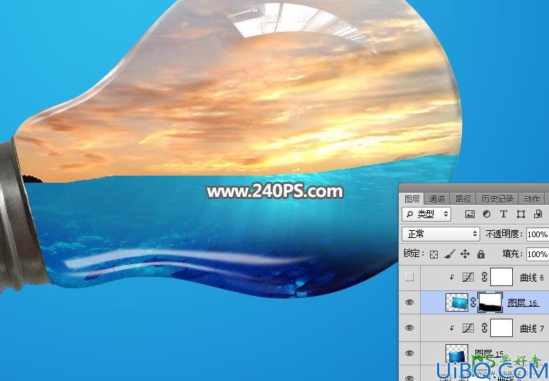 Photoshop给一对惬意的情侣在海上冲浪的场景合成到灯泡中。