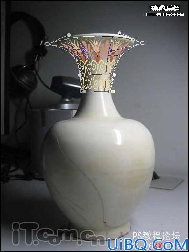 Photoshop变形工具和图层混合模式为陶瓷花瓶添加精美图案