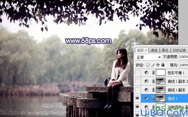 Photoshop调色教程：给石桥上自拍的黑丝美腿嫩妹妹外景照调出唯美的紫色