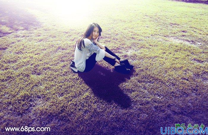 Photoshop女生照片调色：给青草地上外拍的可爱女生性感照片调出淡调黄紫