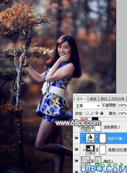 Photoshop美女调色：给阳光气质的成熟魅力女人外拍写真照调出深秋暗红色