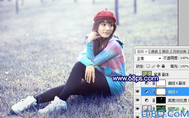 Photoshop给草地上自拍的韩国女优个人写真图片调出淡调蓝黄色