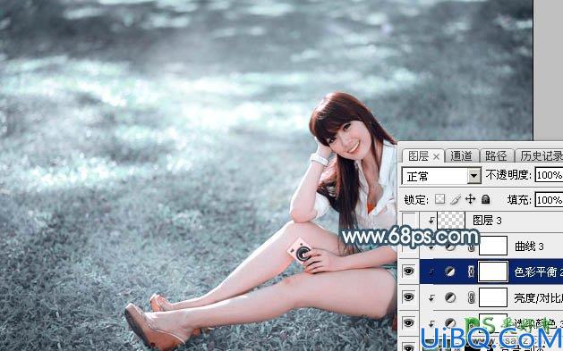 Photoshop美女调色：给绿草地上的可爱女孩儿生活照调出唯美的秋季淡蓝色