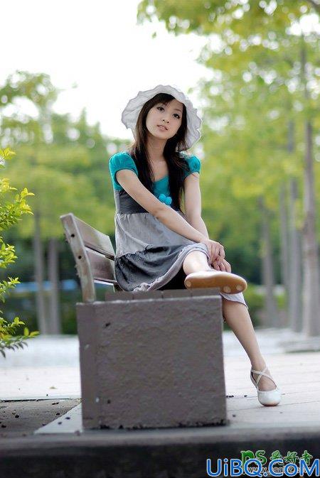 Photoshop美女图片调色教程：给性感的女人摄影外景写真照调出秋景黄色调