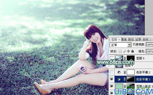 photoshop给草地上自拍的mm高清图片 艺术照片调出唯美的青色效果