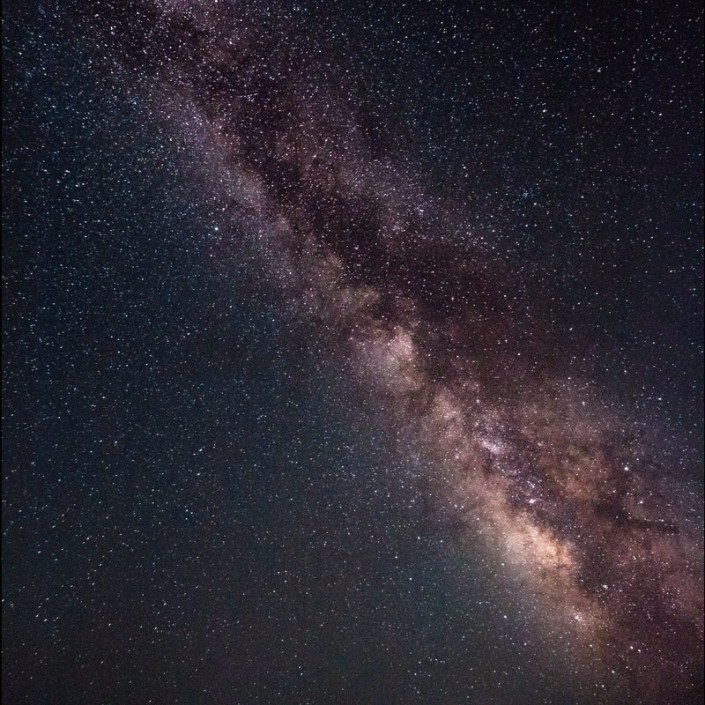 图片效果，通过Photoshop把普通夜景照片制作成银河效果照片