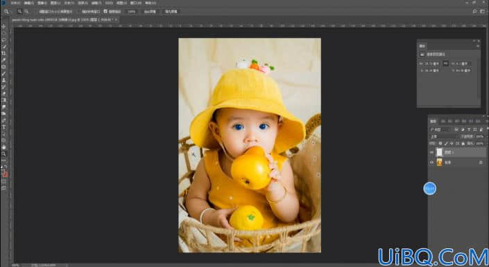 Photoshop人像后期技巧教程：学习用工具给可爱的宝宝照片眼球进行换色。