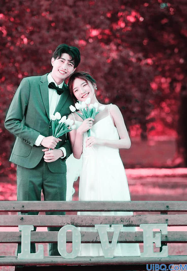 Photoshop调色教程：给普通的外景婚纱照调出唯美的酒红色。