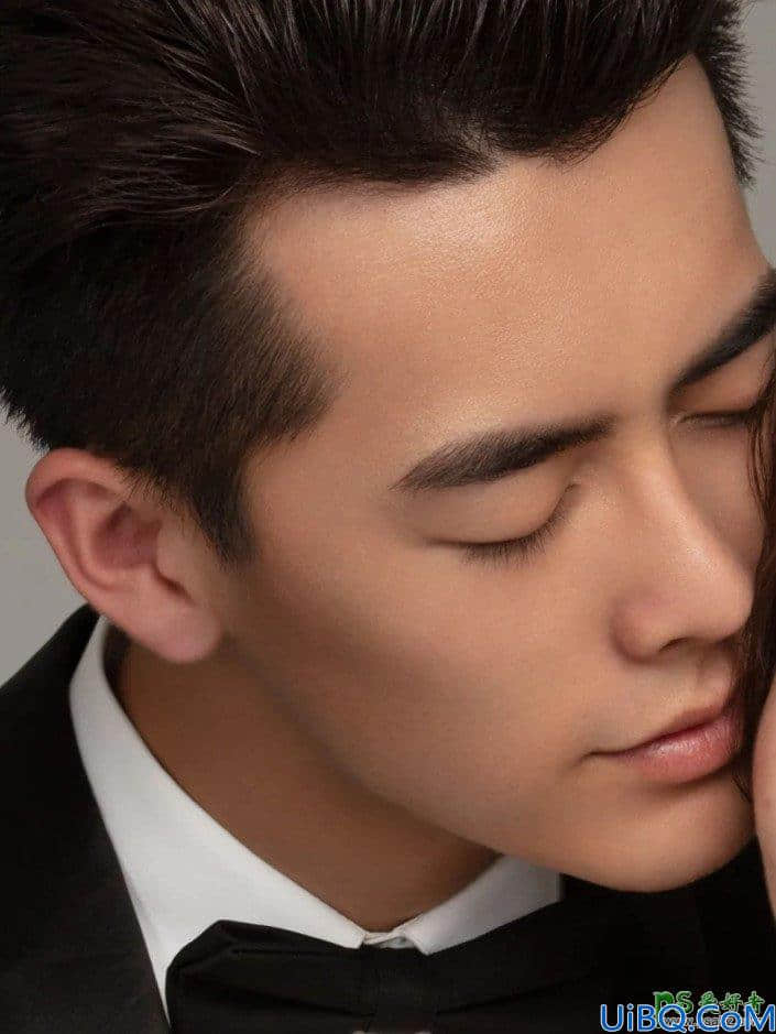 Photoshop人像修图美肤教程：学习给人物统一肤色，修出光滑细腻的皮肤