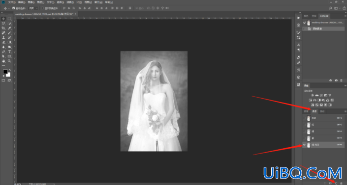 Photoshop婚纱照抠图教程：利用通道工具快速抠出透明效果的婚纱照。