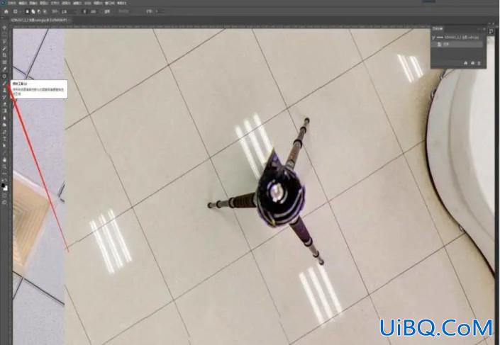 去杂物，用Photoshop去除地上不要的三脚架