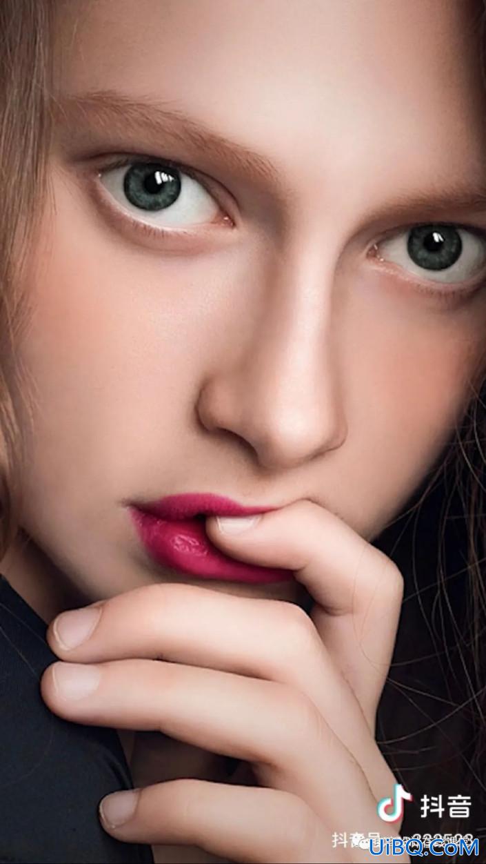 Photoshop人像修图教程：给少女人物面部进行精修,去除脸上的斑点。