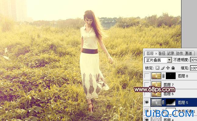 ps给外景人物图片增加柔和的暖黄色