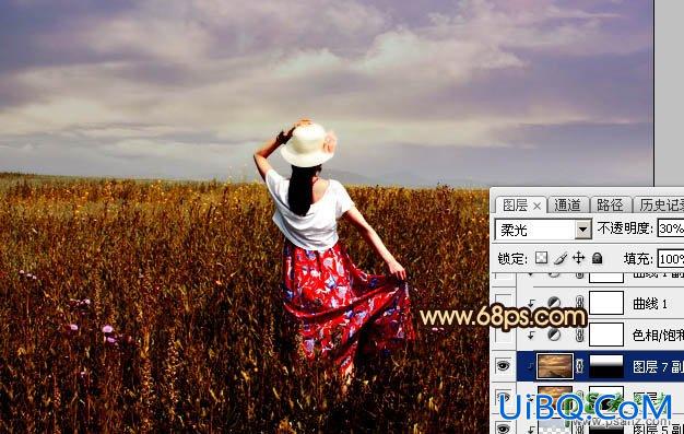 PS给偏灰的美女外景艺术摄影图片调出秋季黄褐色效果