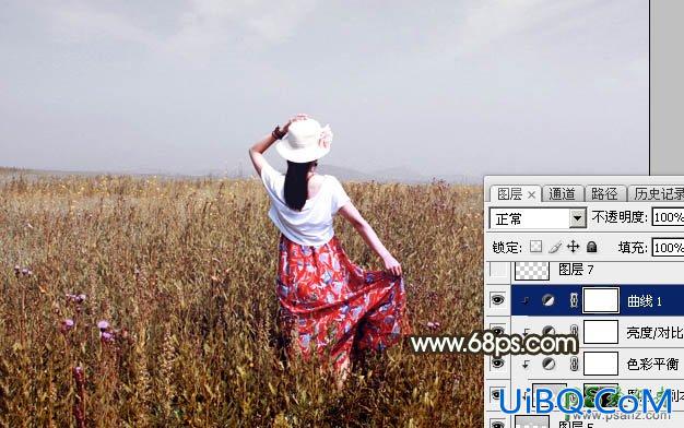 PS给荒野中自拍的唯美意境女生写真图片调出冷调秋景色