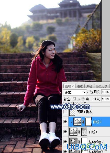 PS给古建筑边自拍的红色运动装青春少女写真图片调出霞光