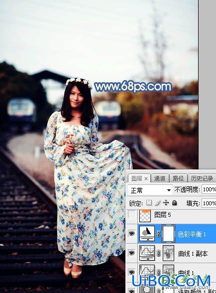 PS给外景拍摄的碎花裙大众脸美少妇写真照调出浪漫温馨的