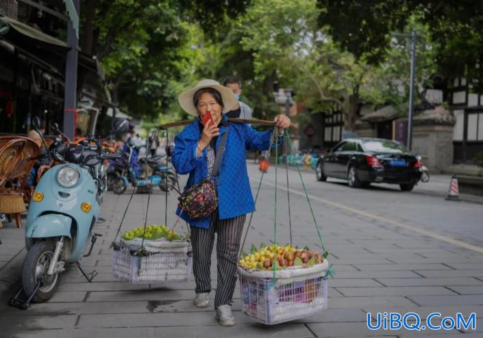Photoshop后期调色教程：给乡村街景照片调出偏暖黄色复古色彩。