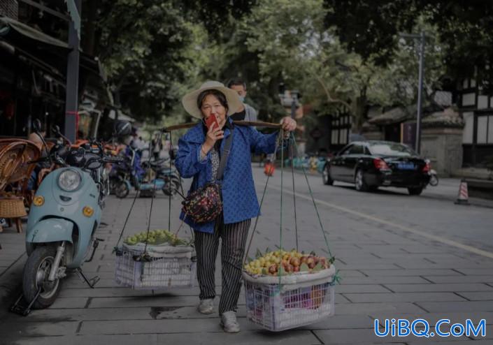 Photoshop后期调色教程：给乡村街景照片调出偏暖黄色复古色彩。