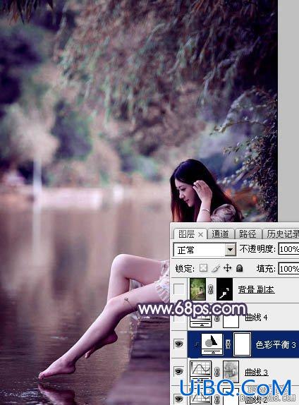 ps调出在河边洗脚的长发美女图片