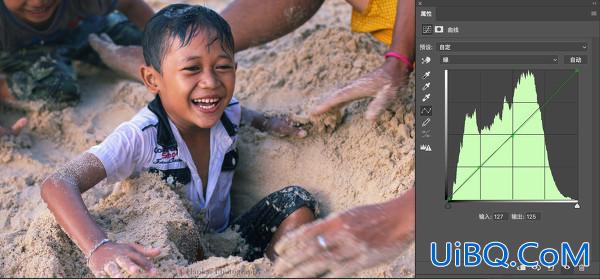 学习用ps曲线工具给巴厘岛海边拍摄的人文片调色，美化。