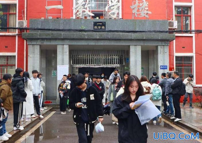 商务英语国内升学率(2024湖南商务单招学校录取率)？
