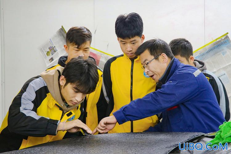 深圳东升学校的学费(龙岗东升学校2024年学费)？