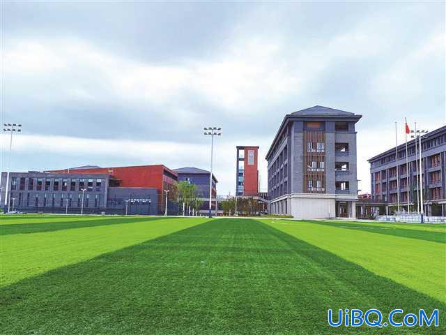 重庆大足提升学历的地方，重庆大足某中学整楼高喊“放假”，学校补课到底对不对？