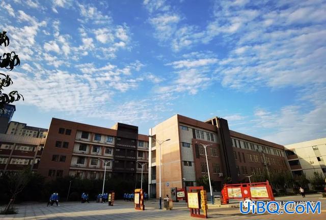 长葛颍川中考升学率，长葛实验高中很差吗？