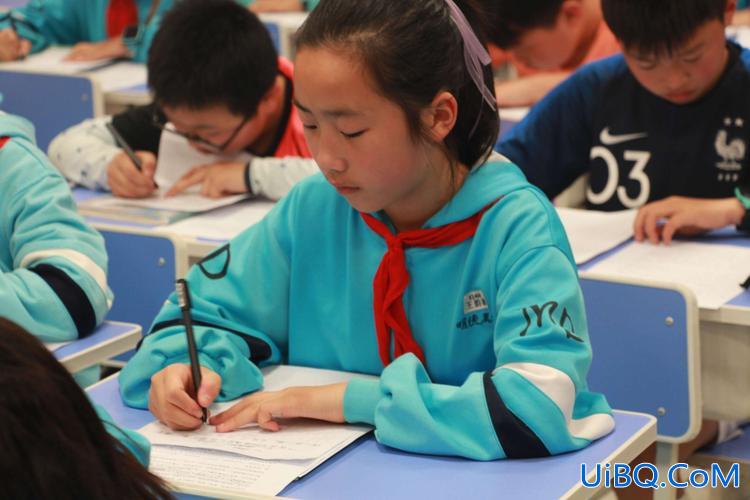 麓谷明德学校升学率(麓谷明德小学怎么样)？