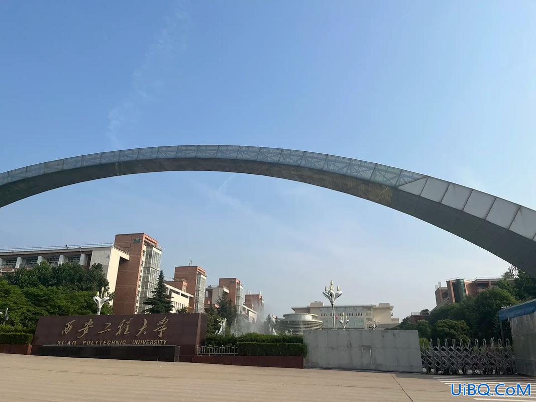骊山中学近几年升学着(秦陵中学与骊山中学哪个好)？