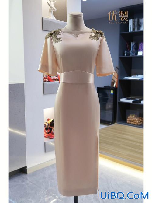 妈妈礼服升学宴？丫头升学宴妈妈穿什么衣服都行吗？