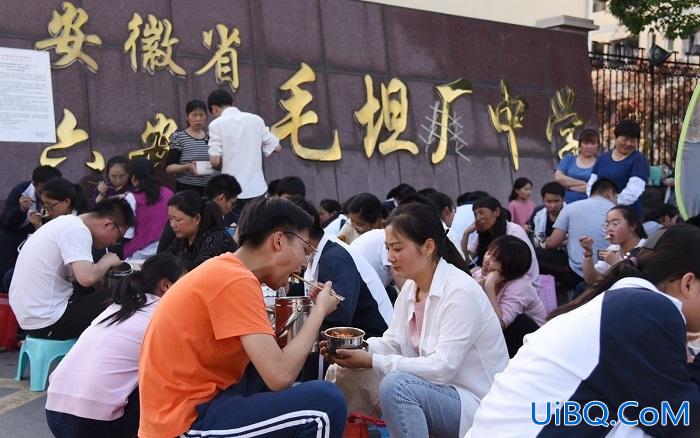 毛坦厂中学2017升学率？毛坦厂中学为什么那么多人去？